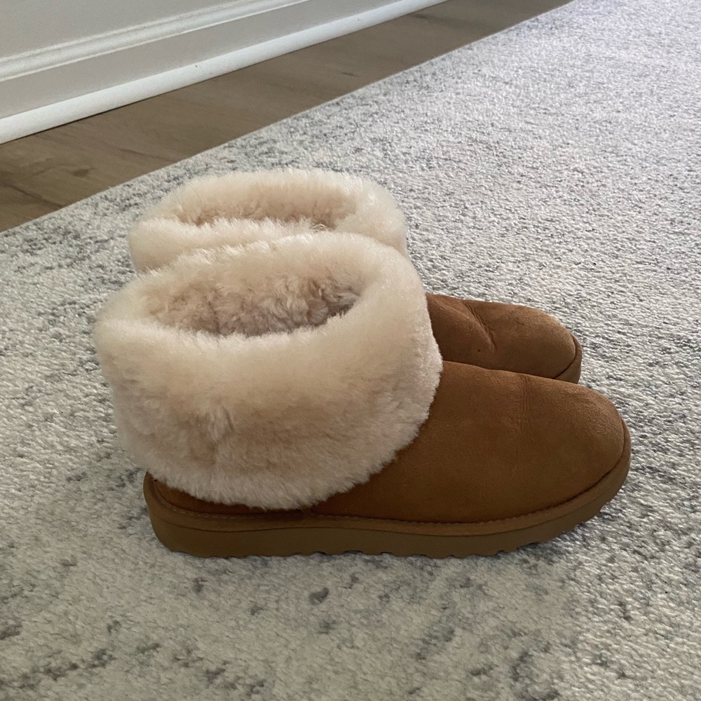 Ugg Classic Mini Fluff Genuine Shearling